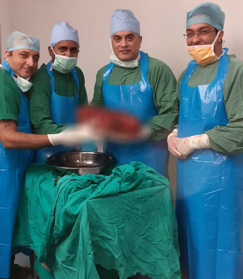 world third biggest kidney operation successfully done in Gangaram hospital