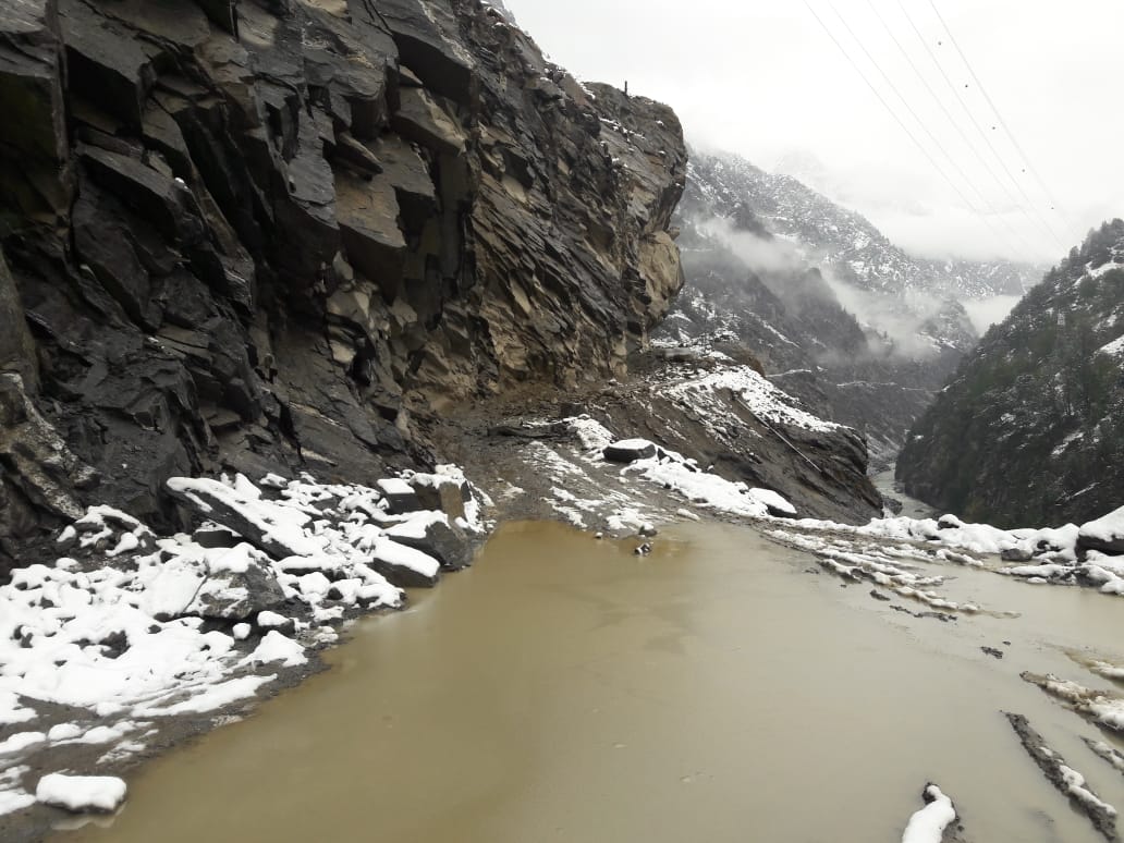 Rescue of 22 people trapped in Pangi drain of Kinnaur