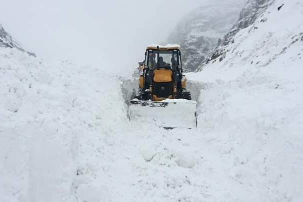 Jalori Pass restored for small vehicles