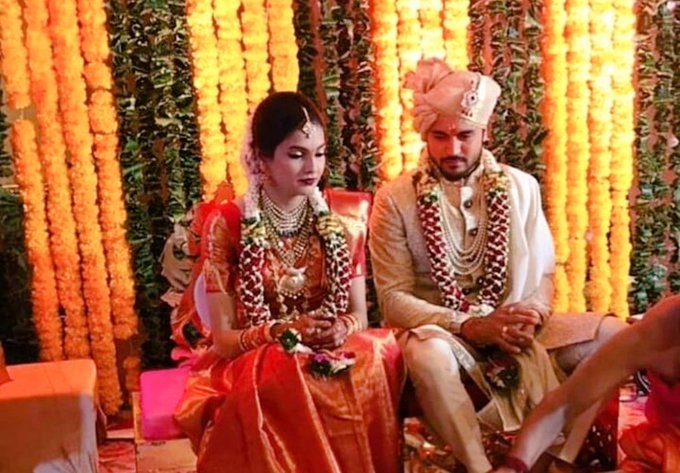 Manish Pandey married actress Ashritha Shetty in Mumbai