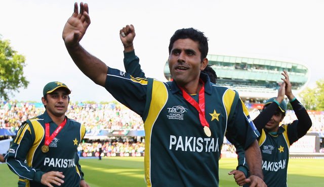 pak cricketer Razzaq