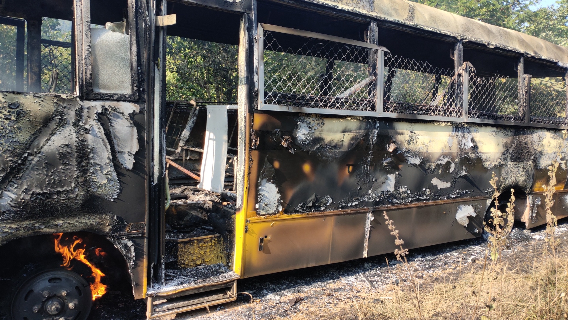 Naxalites burn bus during second phase voting in Chaibasa