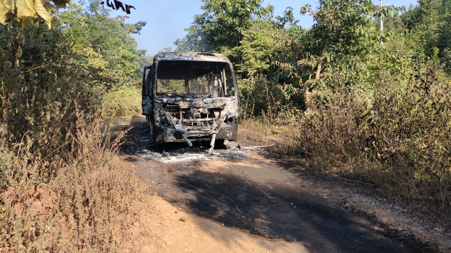 Naxalites burn bus during second phase voting in Chaibasa