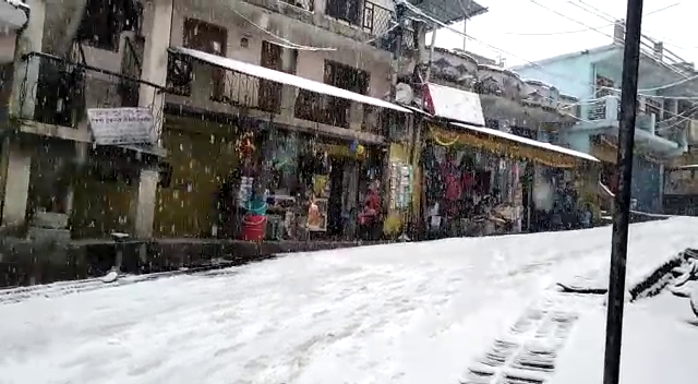 pithoragarh snowfall news , पिथौरागढ़ बर्फबारी न्यूज