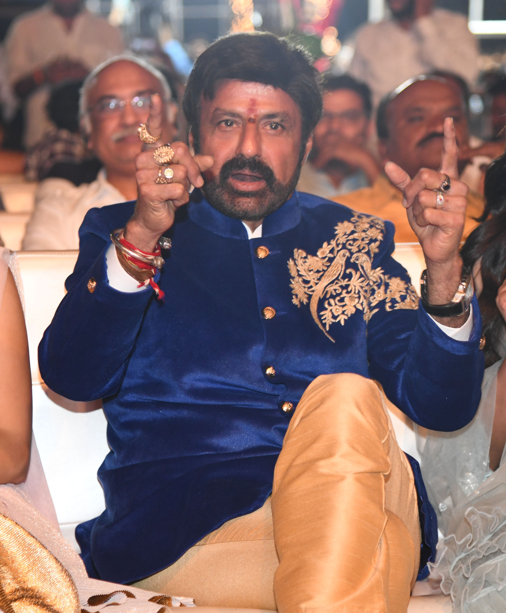 Amala Paul acting with Nandamuri Balakrishna