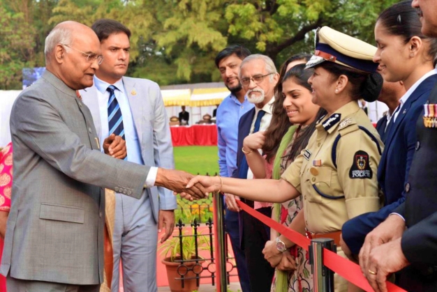 president hosts at home at rashtrapati nilayam in hyderbad