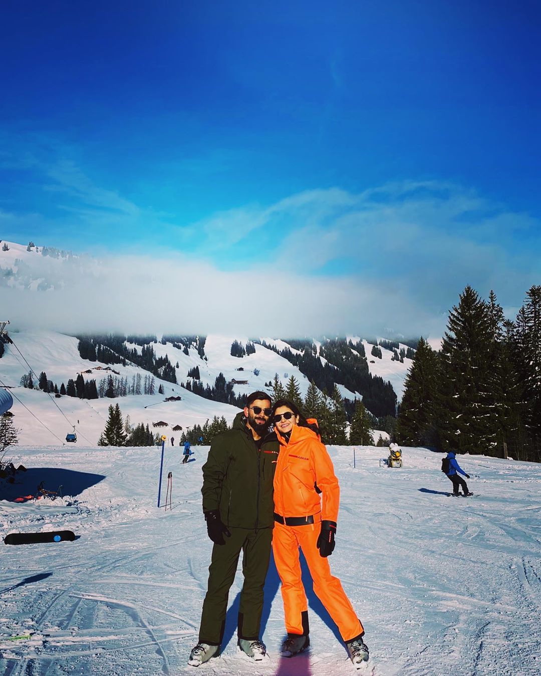 Anushka-Virat's winter vacation in Switzerland