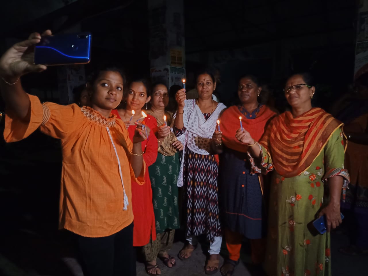 രാത്രി കീഴടക്കി ആലപ്പുഴയിലെ പെൺകരുത്ത്  Night walk held in Alappuzha  നിര്‍ഭയ ദിനം  രാത്രിനടത്തം