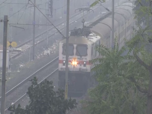 low visibily in Madhya pradesh due to dense fog