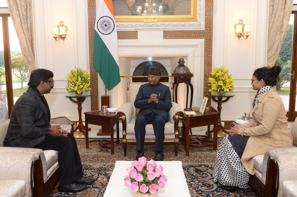 Chief Minister Hemant Soren meets President