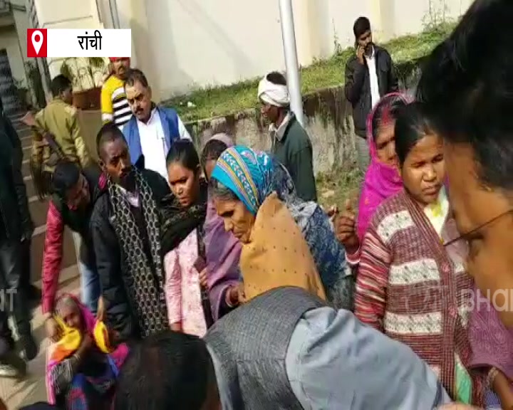 rjd worker distributed blankets