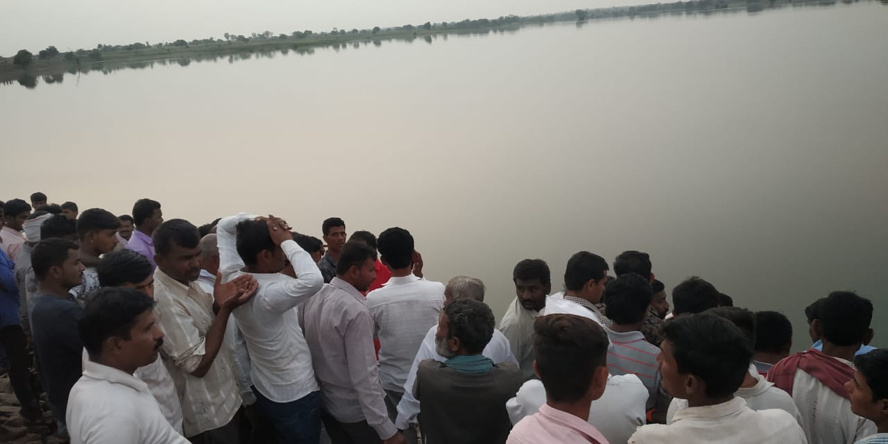 Two persons drowned in pond in Kumbhephal village at Jalna taluka