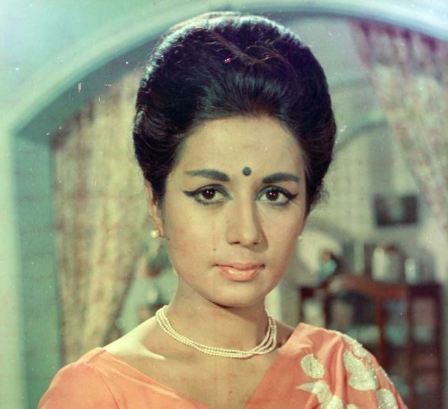 remembering-bollywood-actress-nanda-on-her-birth-anniversary