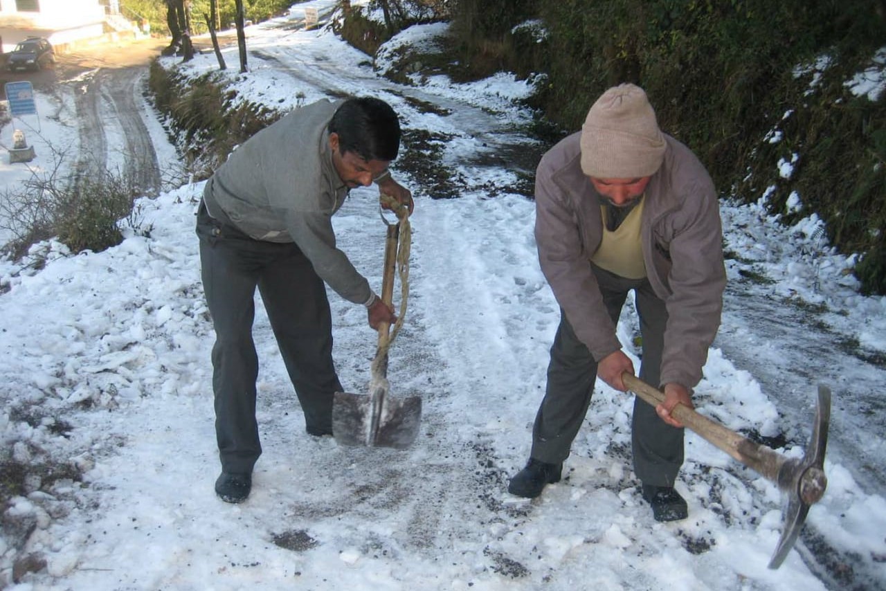 Snowfall in Himachal from last 2 days