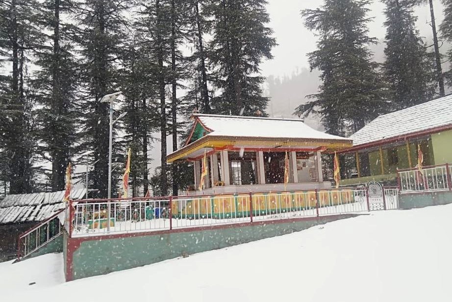 Snowfall in Himachal from last 2 days