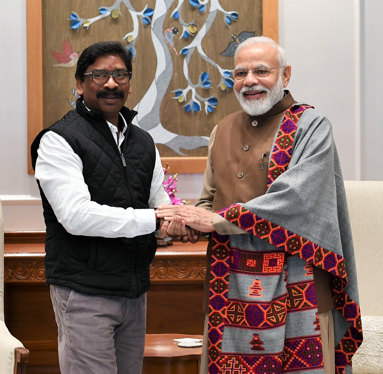 Hemant Soren met PM Modi in delhi