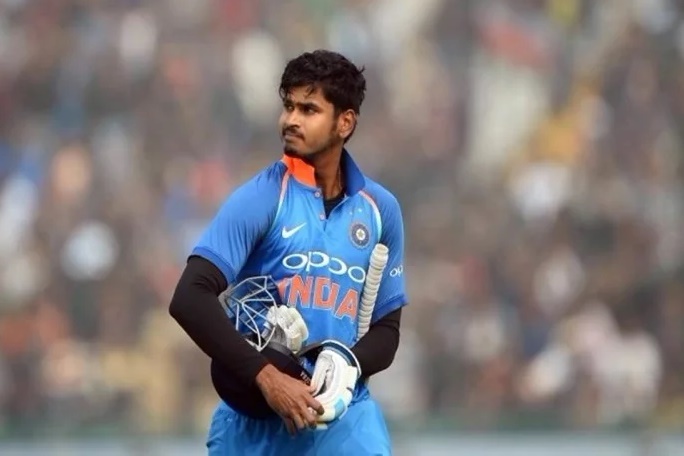 india vs australia : six villain of team india to biggest loss 1st odi at mumbai