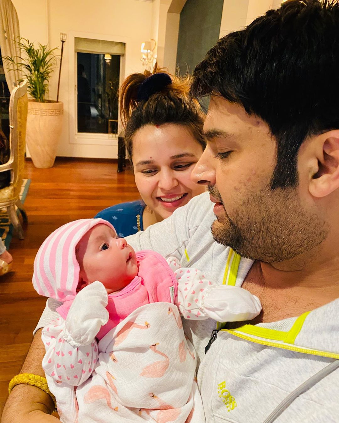 kapil sharma with his daughter anyra