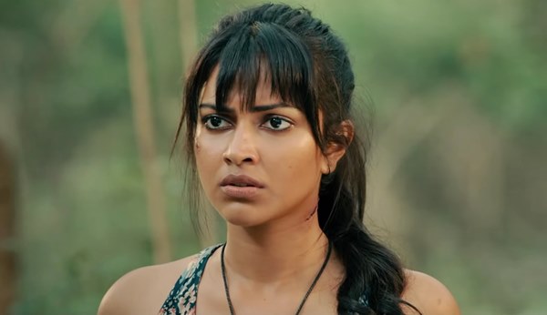 amala-paul-starrer-adho-andha-paravai-pola