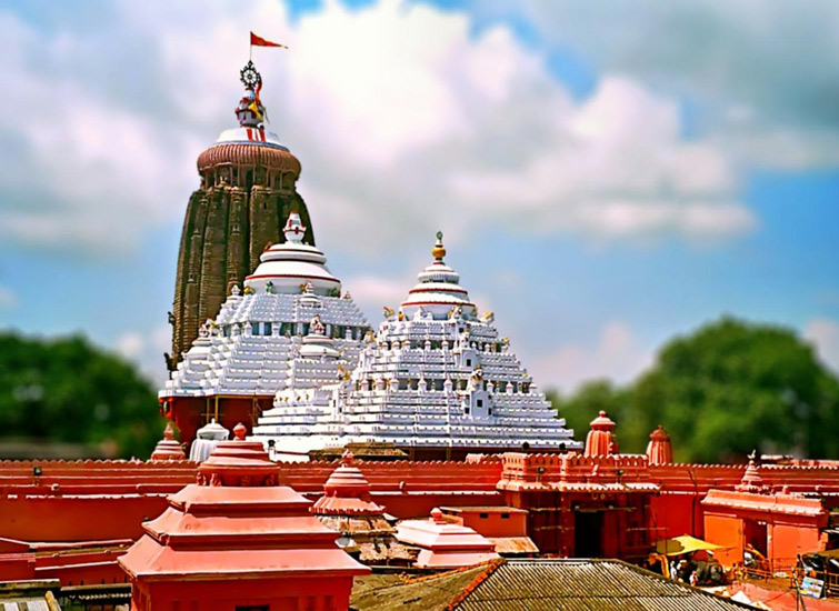 wealthiest-and-richest-temples-in-india