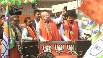 Home Minister holds roadshow in Delhi