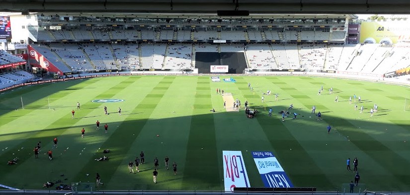 Snapshot: New Zealand and India cricketers are warming up before the beginning of 2nd T20I at Eden Park in Auckland.