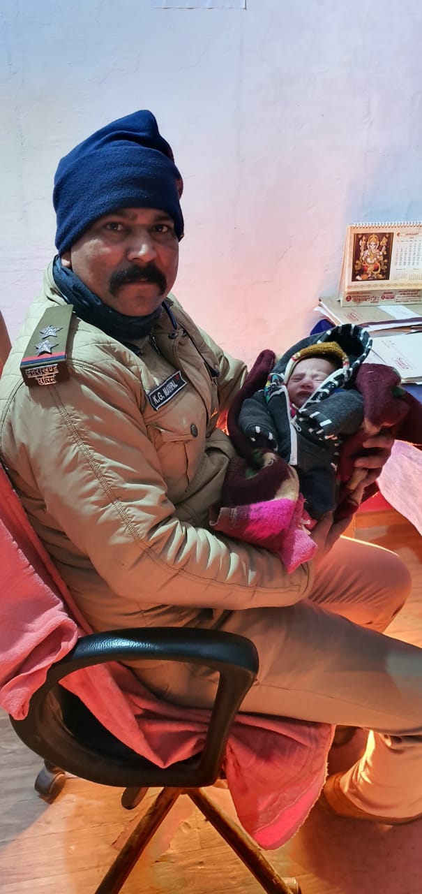 unclaimed-baby-girl-found-in-railway-station-in-rudrapurप