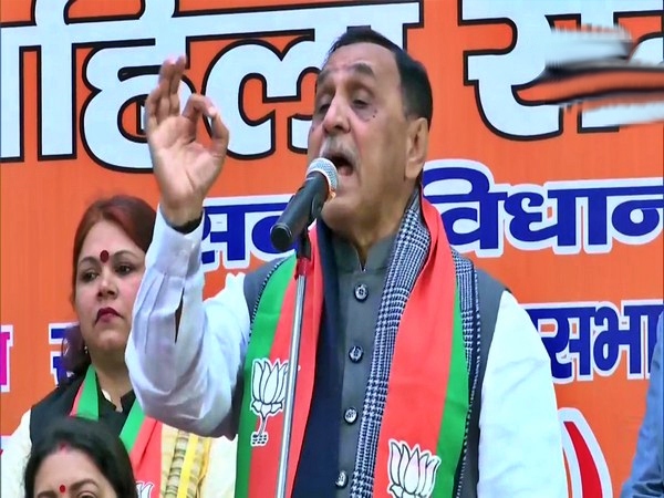 Gujarat CM Vijay Rupani in election rally