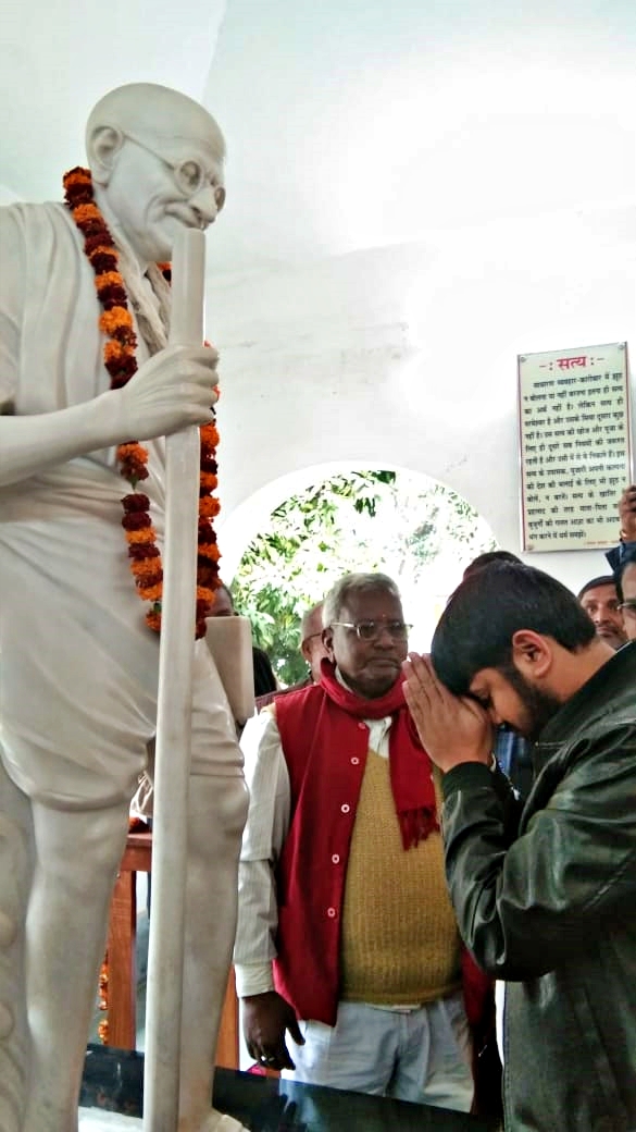 Kanhaiya Kumar was stopped outside the Bhitiharwa ashram