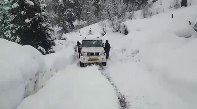 Munsiyari Snowfall