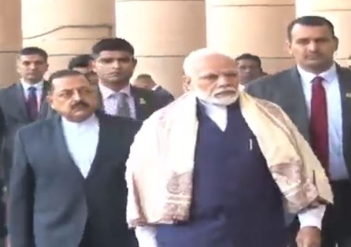 PM Modi arrives in Parliament