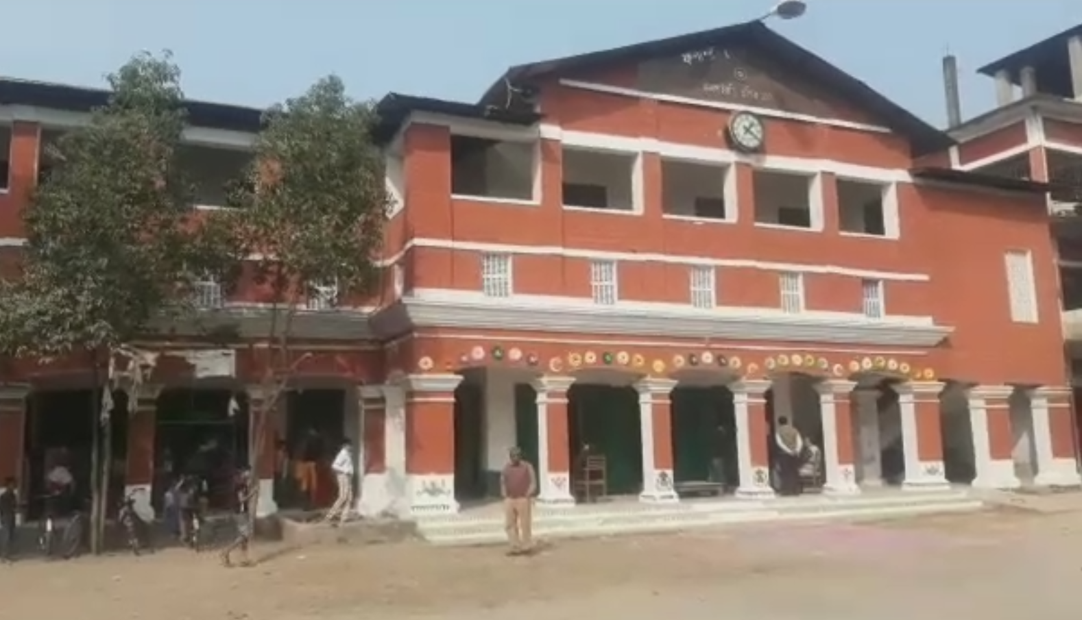 Fanindradev school of Jalpaiguri