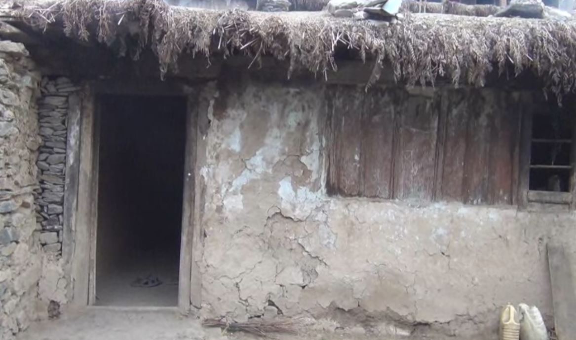 A poor family in Chamba live in a house with animal