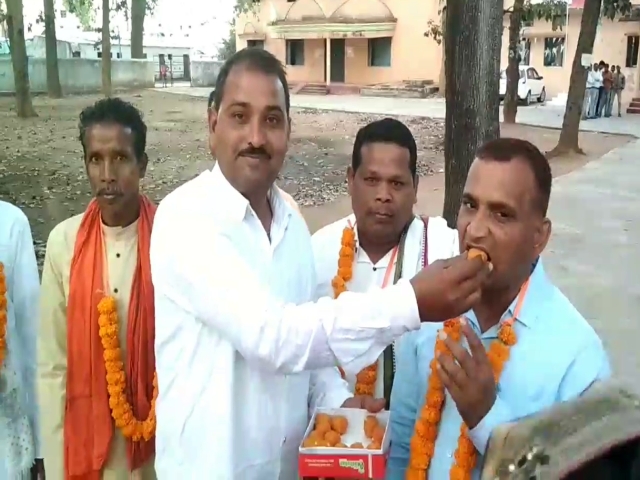 BJP Congress backed candidates win in district panchayat elections in Gariaband