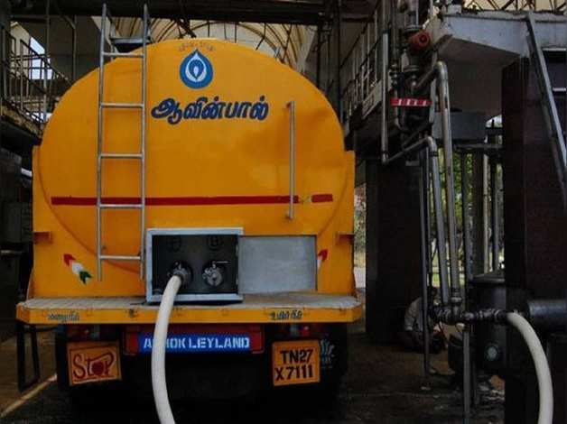 லாரிகள் வேலை நிறுத்தம் - பால் தட்டுப்பாடு ஏற்படும் அபாயம்!
