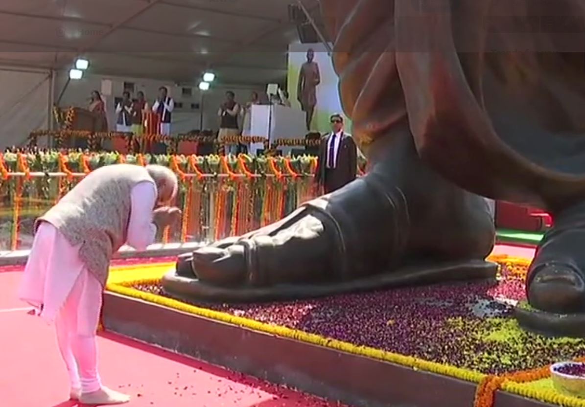 pm modi reached in varanasi