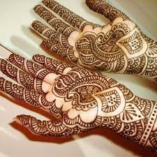 Mehndi has many benefits