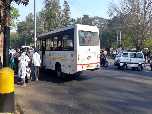 young-man-died-by-bus-accident-in-mysore