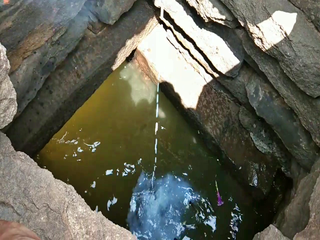 shiva mandir situated in middle of  Dudhwa Dam dhamtari