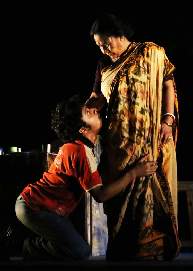 Bengali theatre Gorol