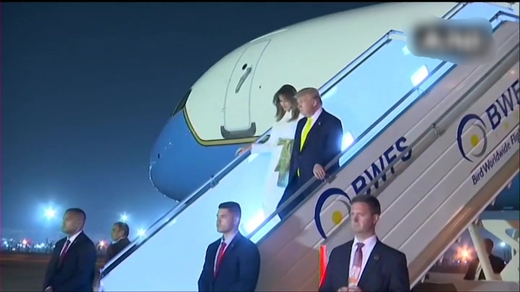 US Prez Trump, First Lady arrive at Delhi airport