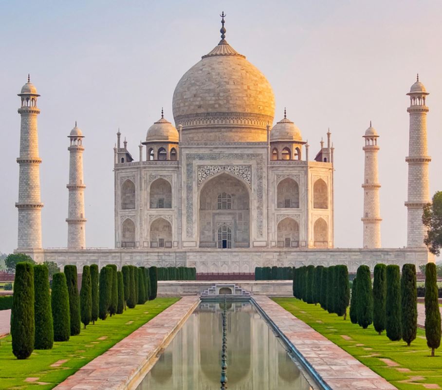 taj mahal tombs cleaned for 1st time in 300 year trump visit