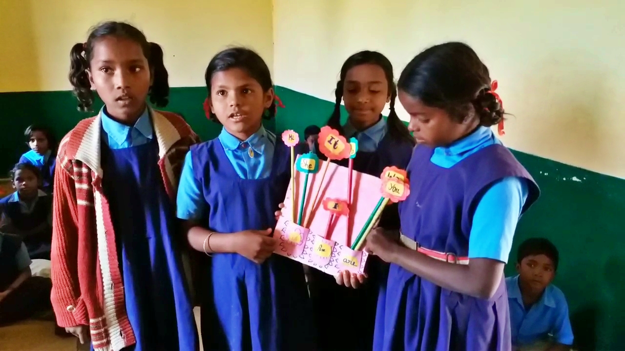 student of shankargarh government school speak english fluently in koriya