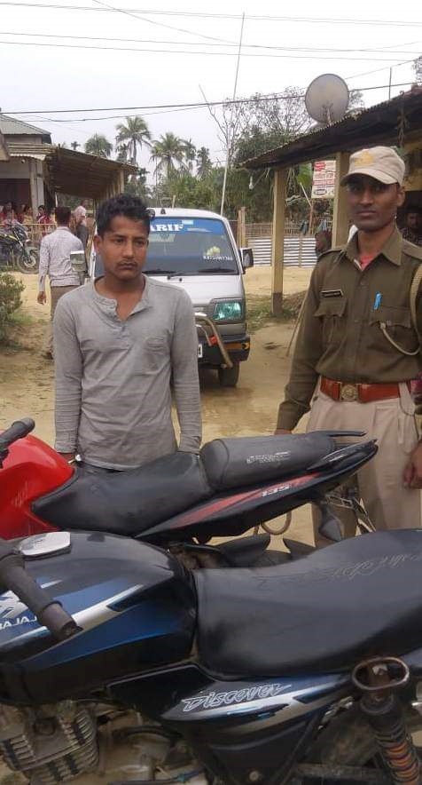 Two vehicle lifter arrested in Karimganj