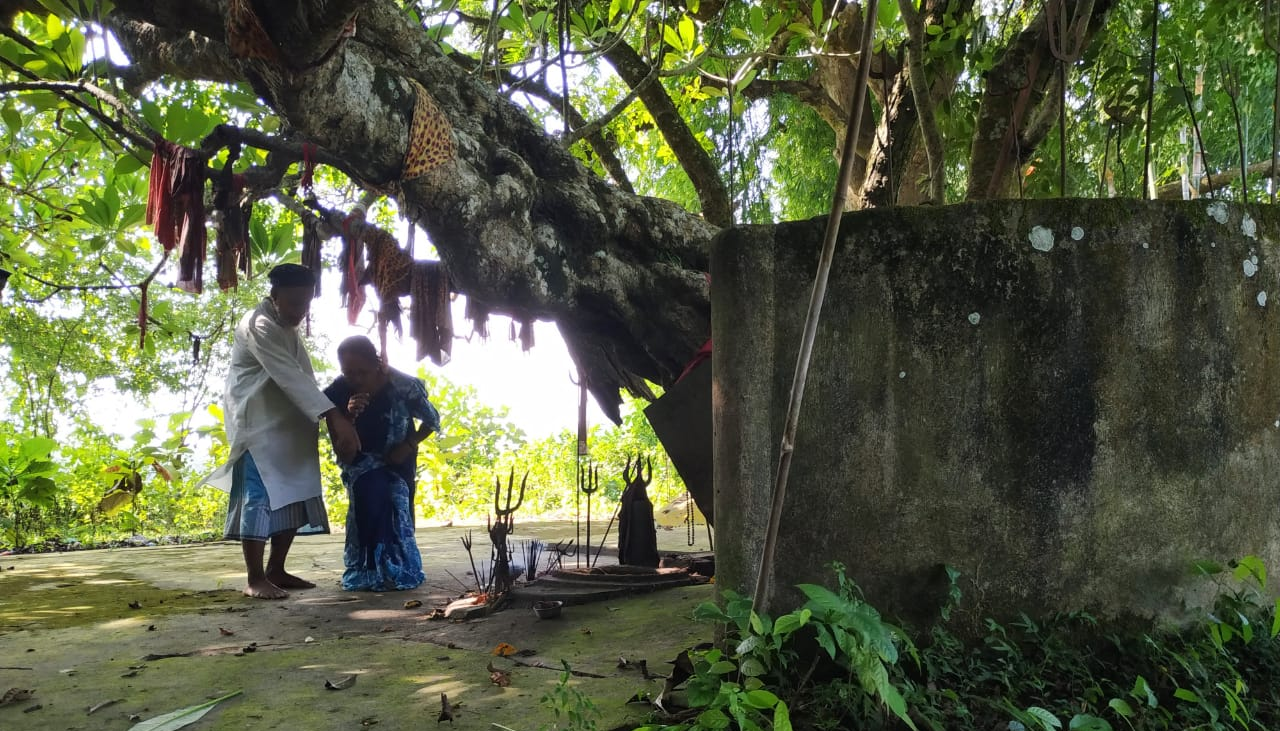 The shrine holds reverence for both Hindus and Muslims