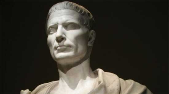 The king Augustus caused the day to decline in February