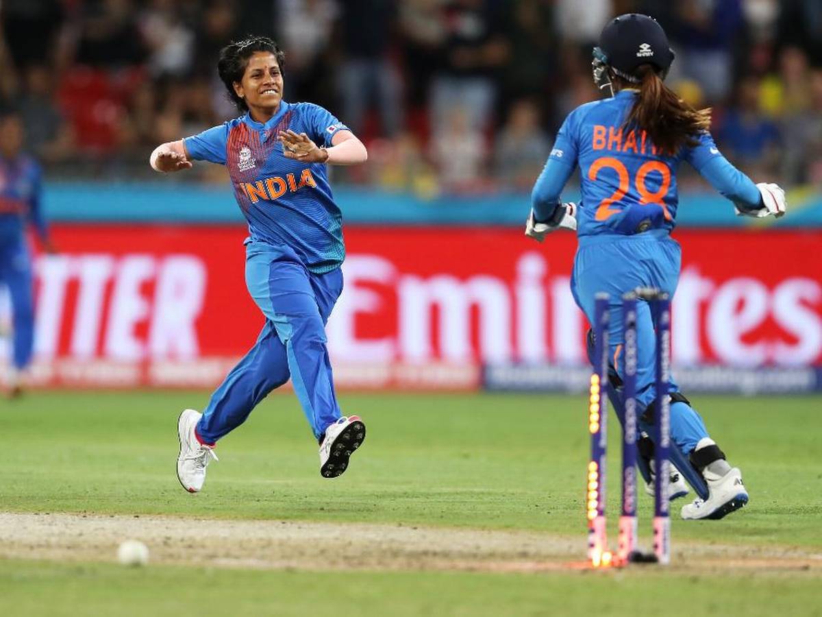 Heather Knight, Poonam Yadav, ICC Women's T20 WC