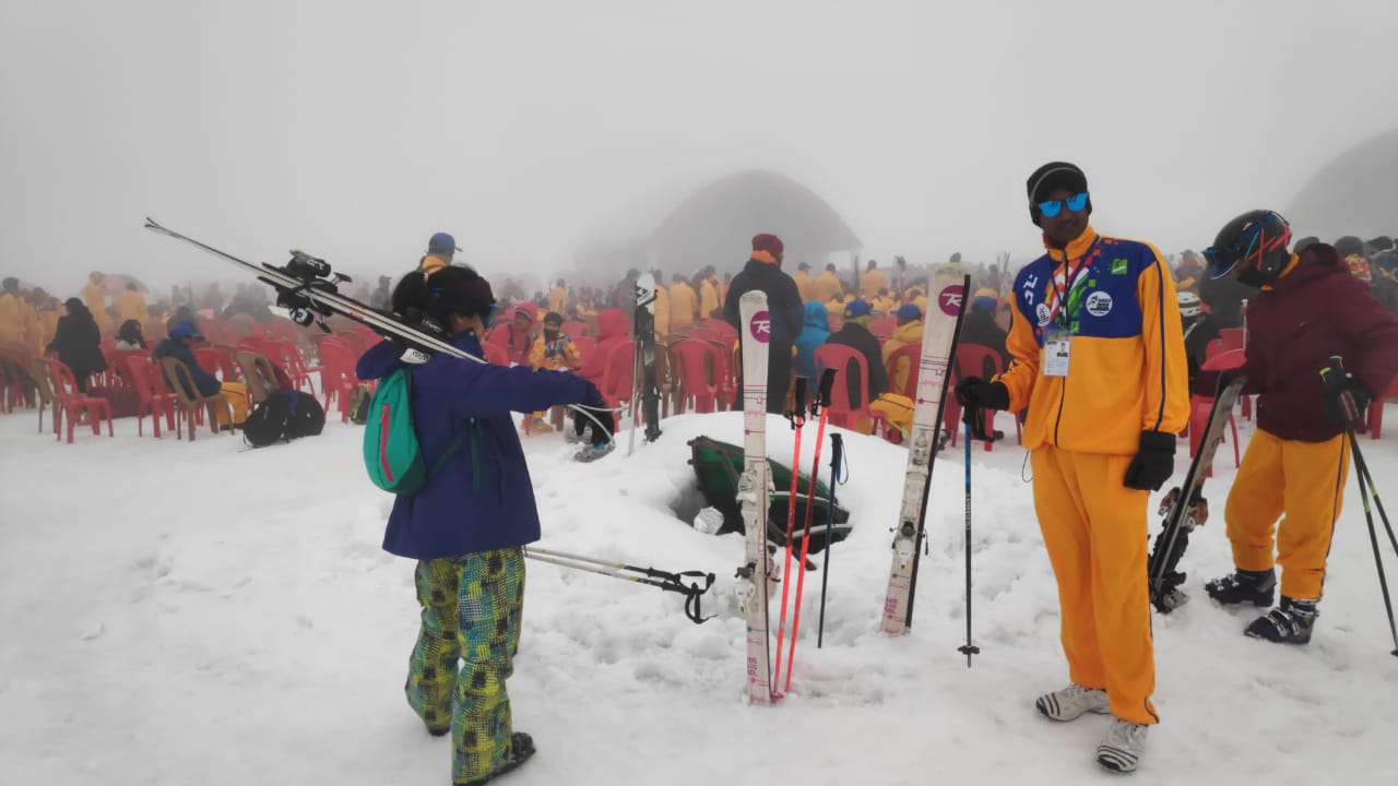 Union Minister for Youth Affairs,  Kiren Rijiju,  Gulmarg