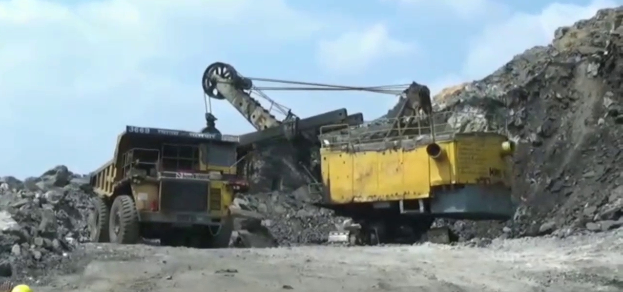 Women in Ramgarh playing an important role in coal production