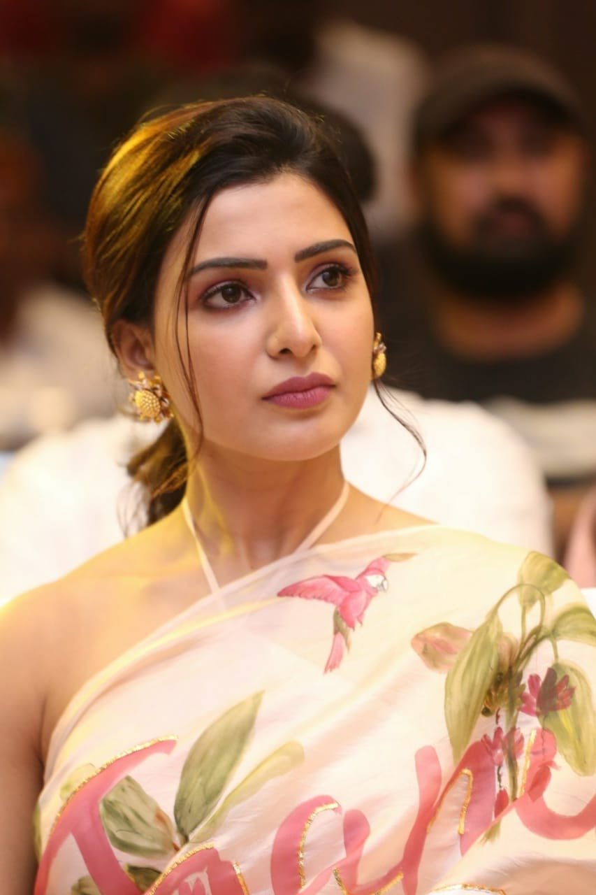 Samantha Akkineni's bold statements on star heroes